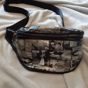 Michelle Obama Fannie pack